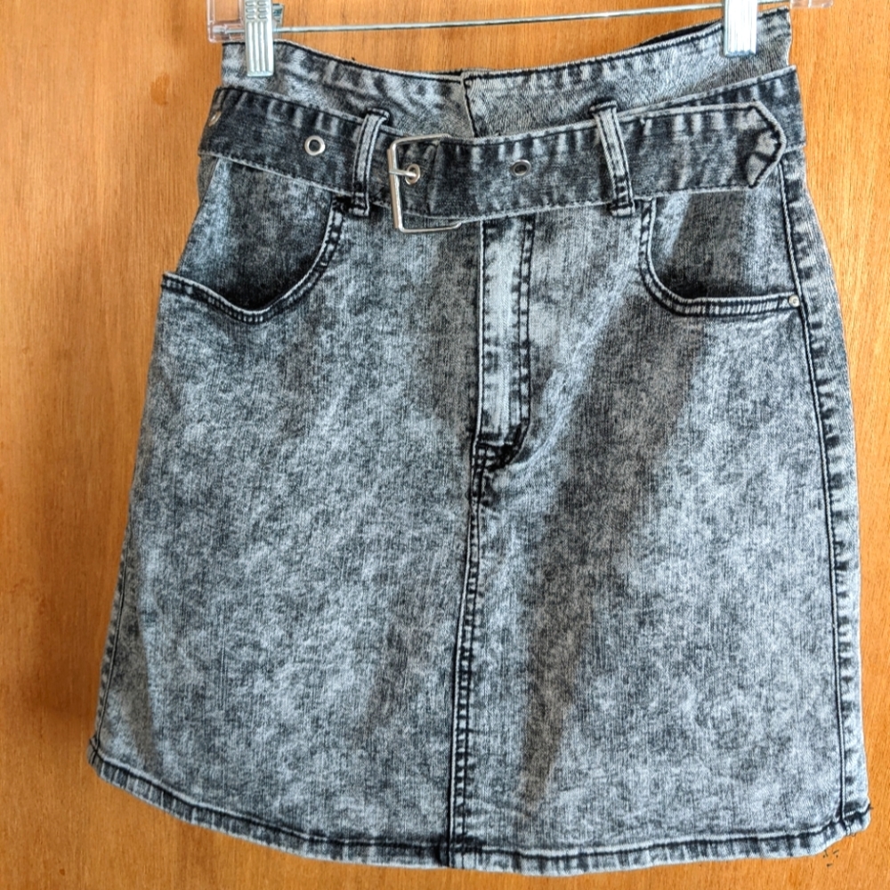 Denim skirt
